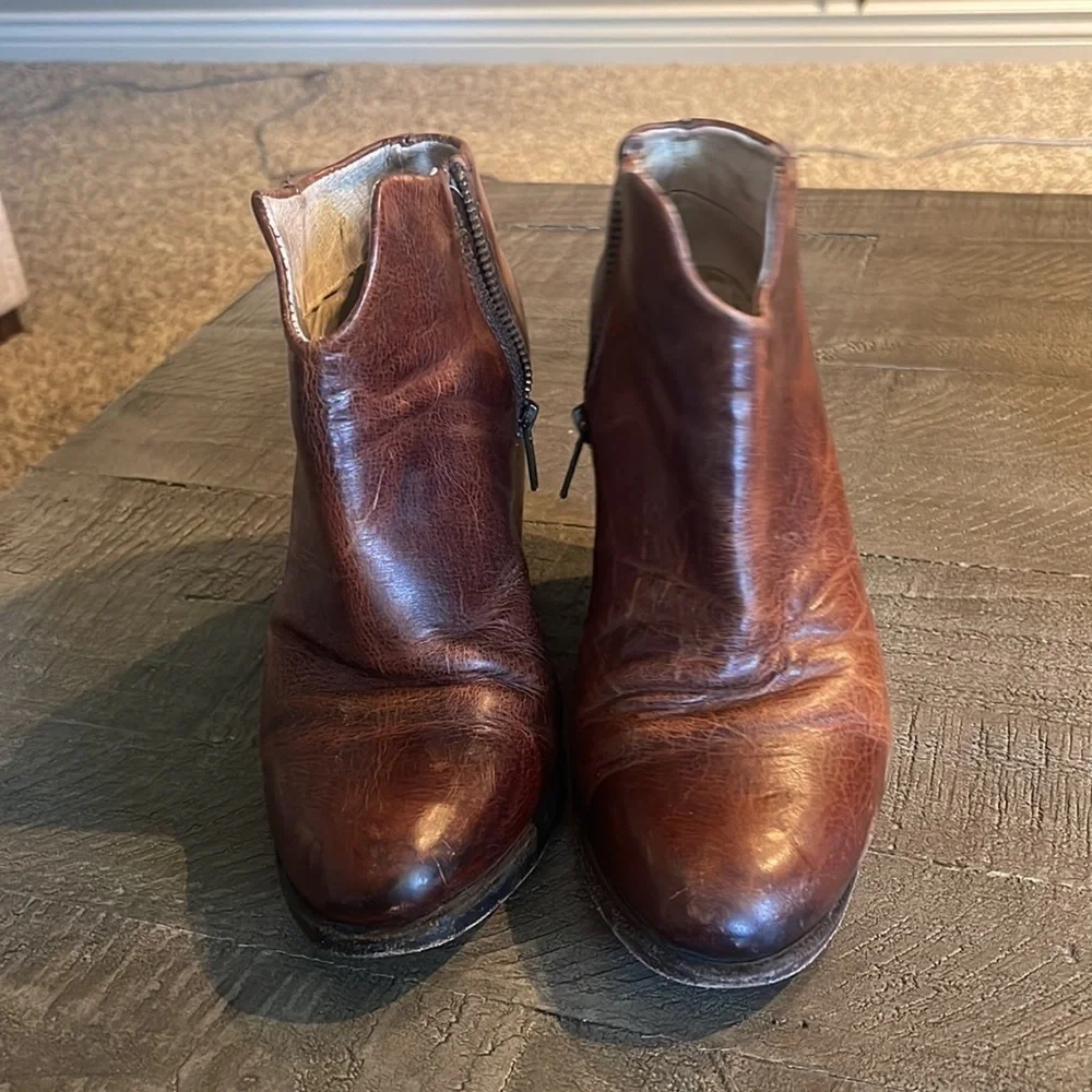 Freebirds Detroit cognac ankle boots